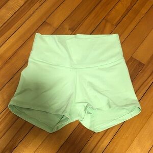 Aritzia TNA Lime Mint Green Women's Shorts